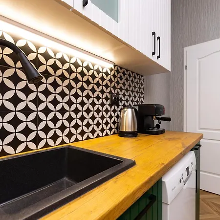 The Urban Nest-2bd With A Terrace By Flat Mаnager Apartment